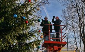 Жителей Ленобласти приглашают поучаствовать в конкурсе "Лучший зимний двор России"