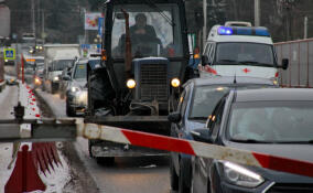 Автобус и 4 автомобиля столкнулись на "Сортавале" в Ленобласти