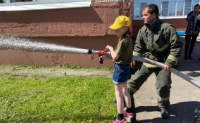 «Леноблпожспас» провел акцию «Безопасное лето» в Лаголово