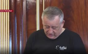 Александр Дрозденко читает лекцию высшим
управляющим кадрам