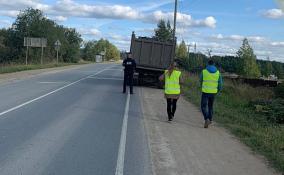 Экомилиция проверила перевозчиков отходов во Всеволожском районе